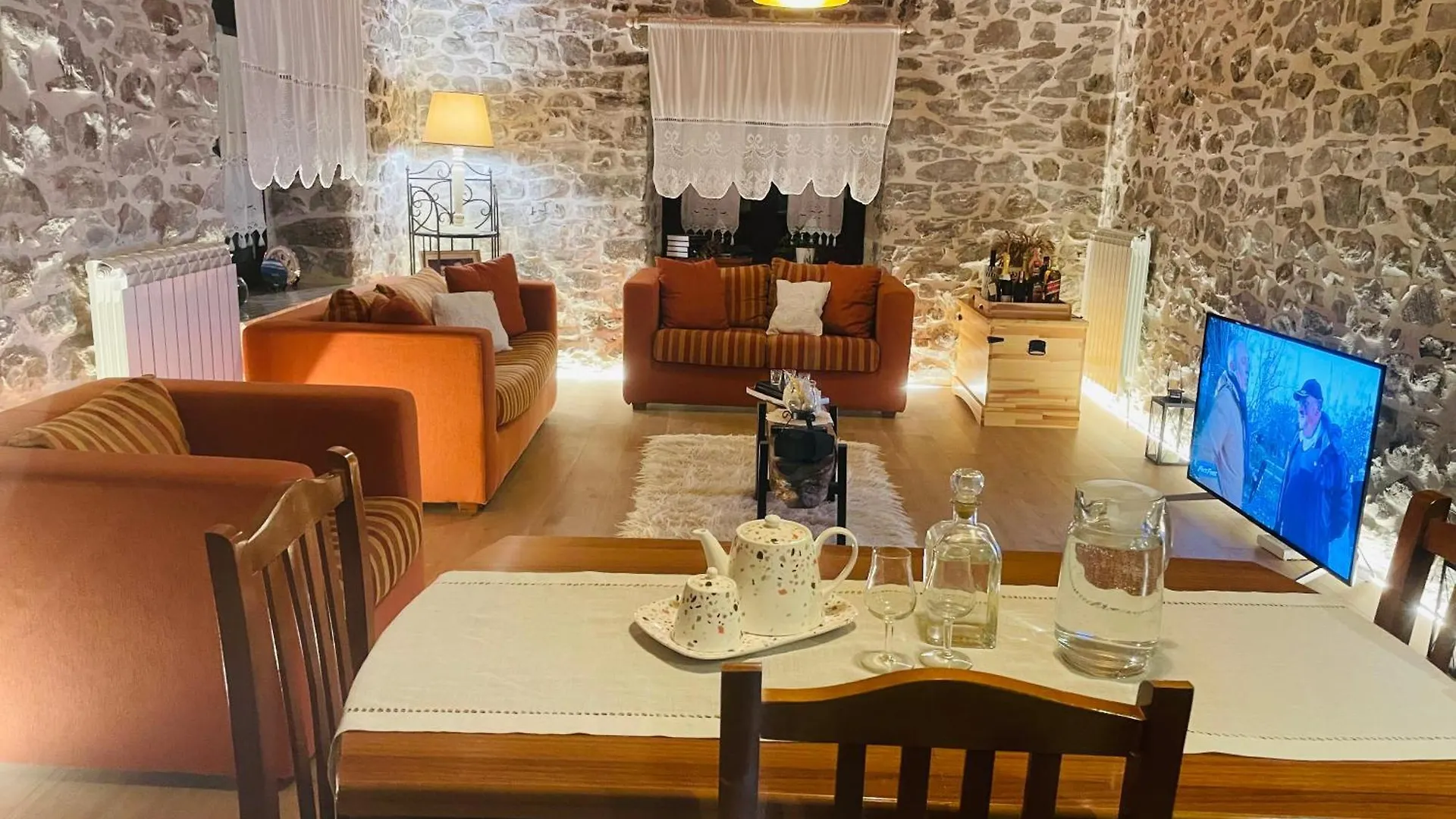 Bujtina Cakuli, Rehove - Erseke Villa Albanië